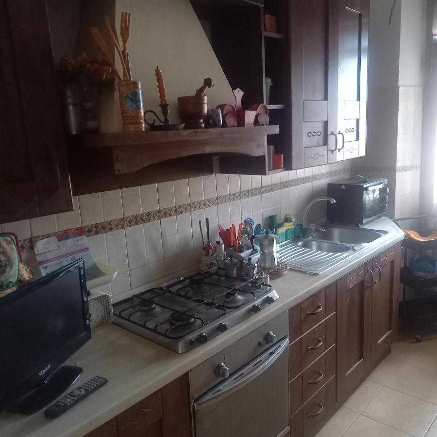 Il Nido Di Mamma E Babbo Appartement Civitavecchia Buitenkant foto