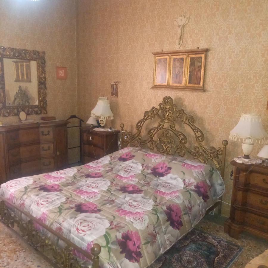Il Nido Di Mamma E Babbo Appartement Civitavecchia Buitenkant foto