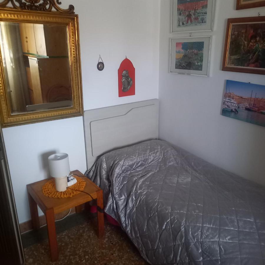 Il Nido Di Mamma E Babbo Appartement Civitavecchia Buitenkant foto
